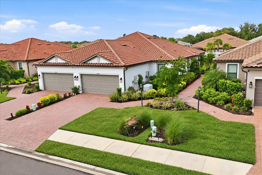 6206 Plateau Court, Bradenton, FL 34203 - #2