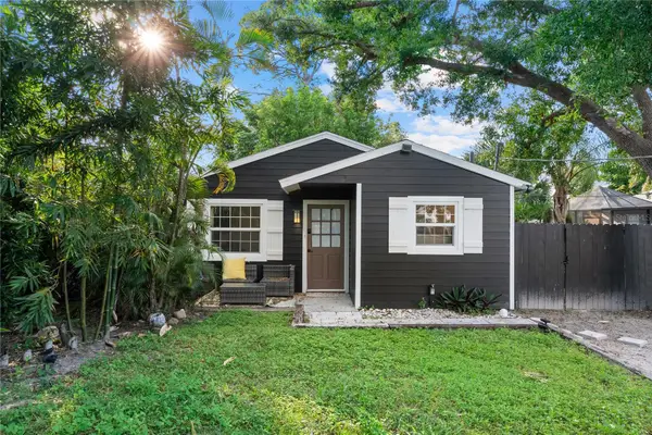 4210 Olive Avenue, SARASOTA, FL 34231