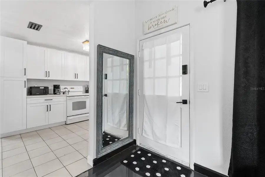 4210 Olive Avenue, Sarasota, FL 34231 - #3