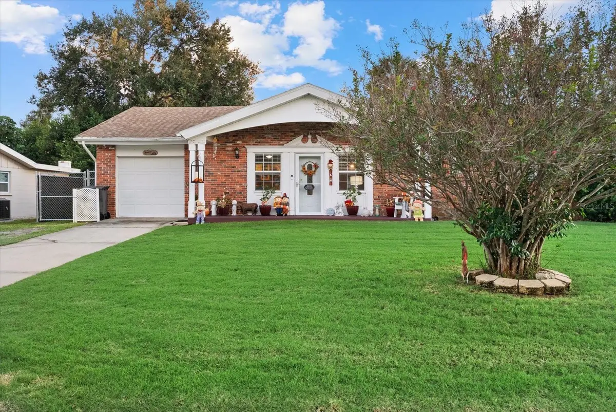 2212 Clark Avenue, Bradenton, FL 34207 - #1