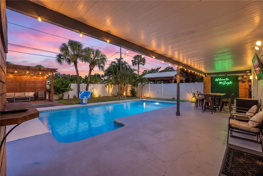 8085 24th Avenue N, Saint Petersburg, FL 33710 - #2