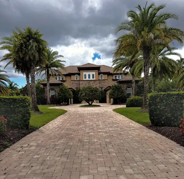 19425 Ganton Avenue, BRADENTON, FL 34202