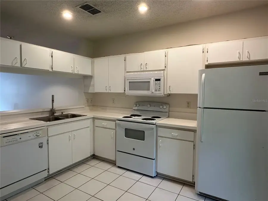 8627 Hunters Key Circle, Tampa, FL 33647 - #2