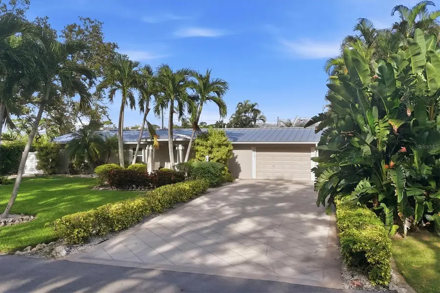 7313 Starfish Drive, Sarasota, FL 34231 - #3