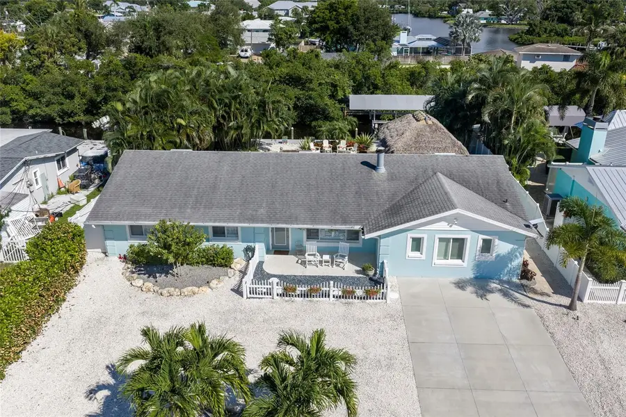 902 25th Avenue W, Palmetto, FL 34221 - #2