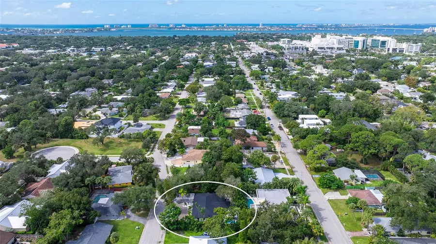 2375 Datura Street, Sarasota, FL 34239 - #3