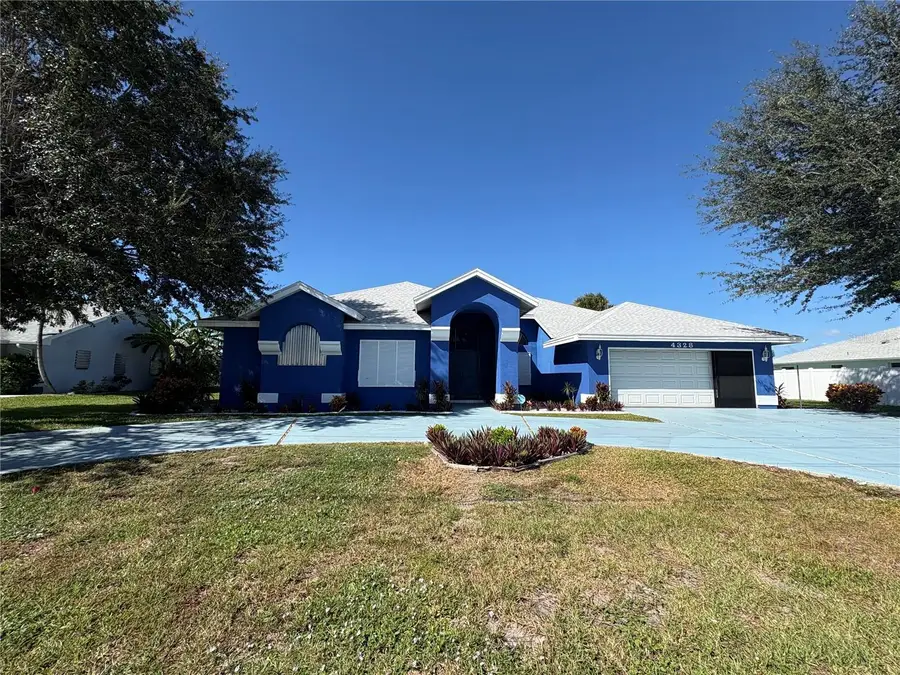 4328 Country Club Boulevard, Cape Coral, FL 33904 - #2