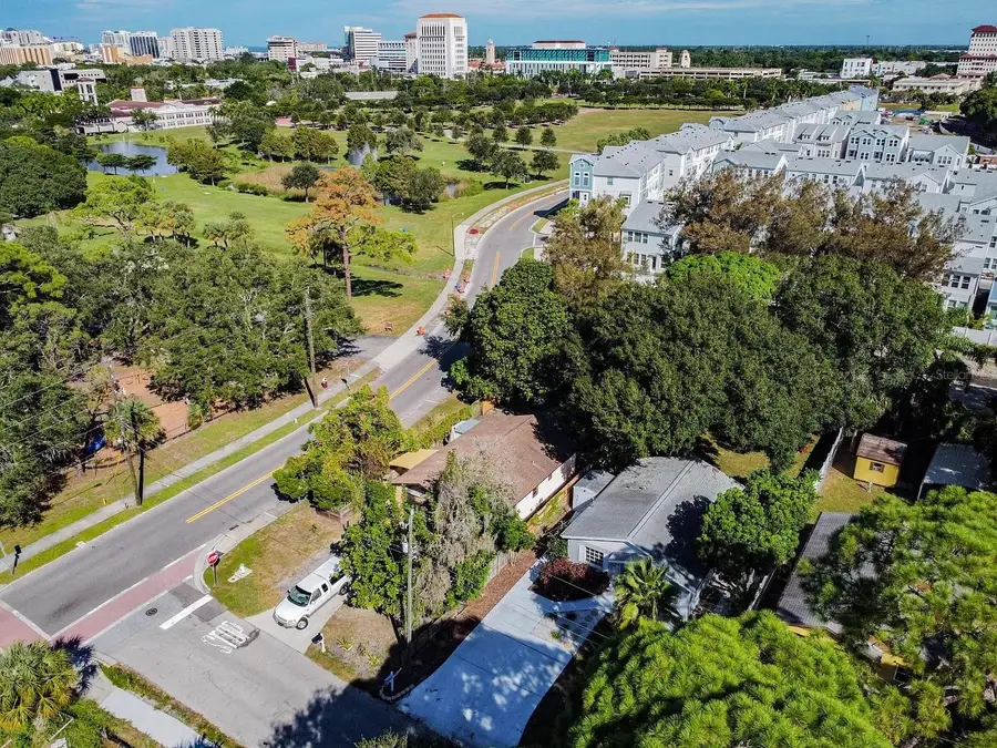 2211 Novus Street, Sarasota, FL 34237 - #3