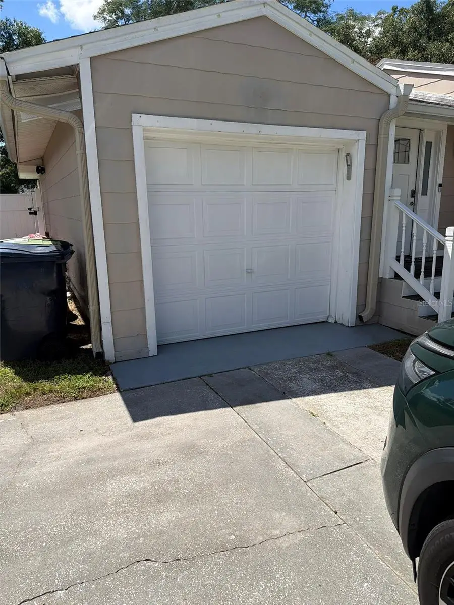 4915 W Bartlett Drive, Tampa, FL 33603 - #2