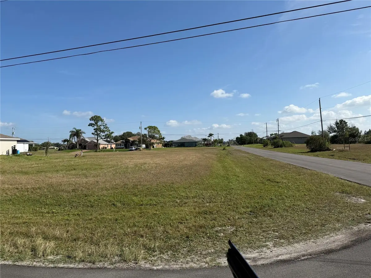 1425 NW 31st Place, Cape Coral, FL 33993 - Image #1