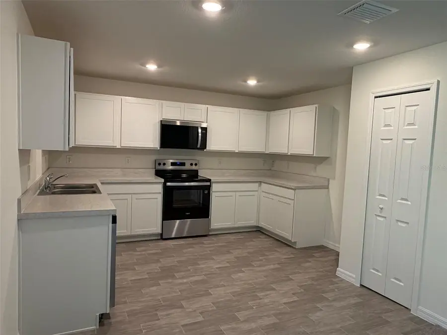 880 Hudson Valley Drive, Poinciana, FL 34759 - Image #3