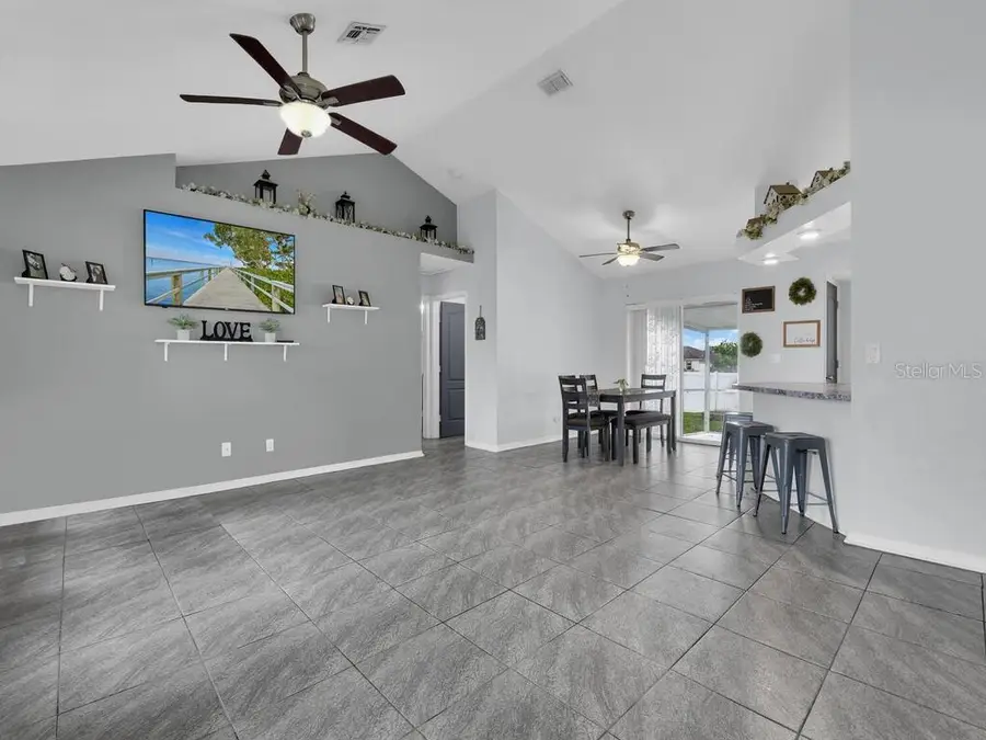 515 SW 9th Court, Cape Coral, FL 33991 - Image #2