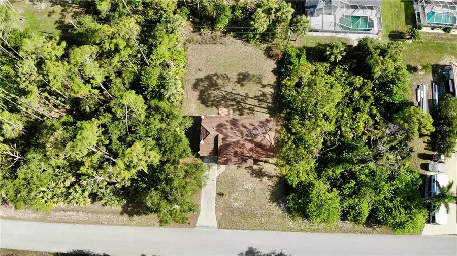 18335 Oxford Avenue, Port Charlotte, FL 33948 - Image #3