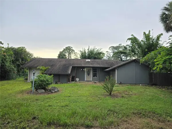 213 Lincoln Avenue, LEHIGH ACRES, FL 33936