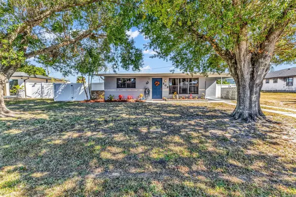 209 Seminole Boulevard Nw, PORT CHARLOTTE, FL 33952