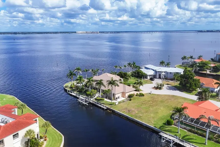 7 Hibiscus Drive, Punta Gorda, FL 33950 - Image #2