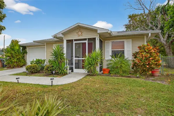 1723 NE 1st Place, CAPE CORAL, FL 33909