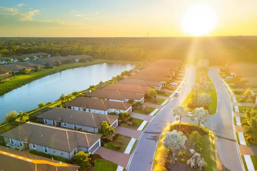 5449 Lampiasi Street, Sarasota, FL 34238 - Image #2