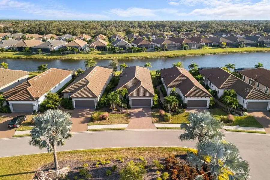 5449 Lampiasi Street, Sarasota, FL 34238 - Image #3