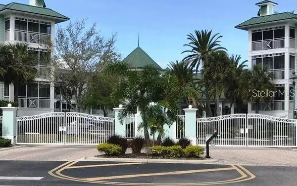 5125 Melbourne Street #E201, PUNTA GORDA, FL 33980