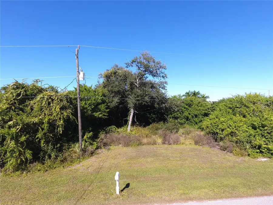 394 Albatross Road, Rotonda West, FL 33947 - Image #2