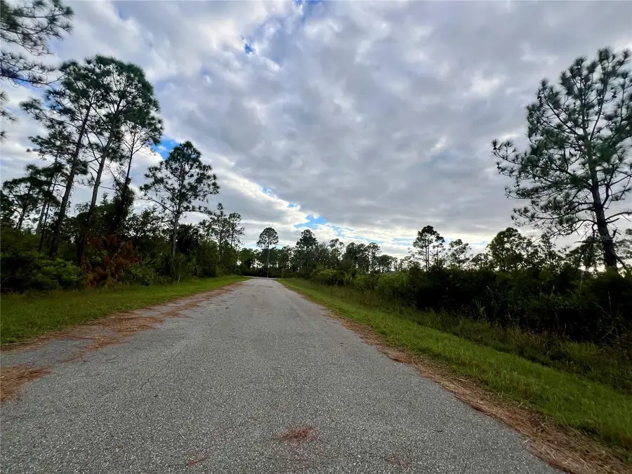 467 Hanscom Street, Port Charlotte, FL 33953 - Image #2