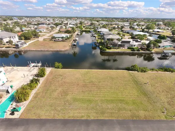 4300 Pelican Pointe Drive, PUNTA GORDA, FL 33950