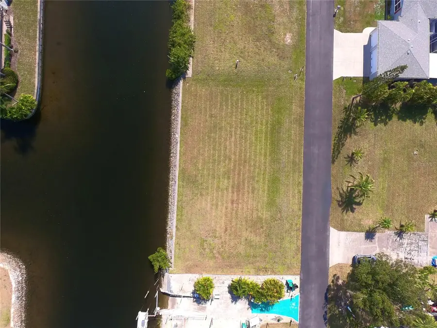 4300 Pelican Pointe Drive, Punta Gorda, FL 33950 - Image #3