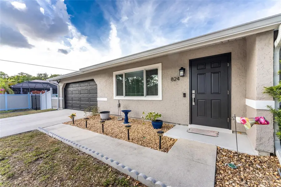 824 Calvert Avenue Nw, Port Charlotte, FL 33948 - Image #2