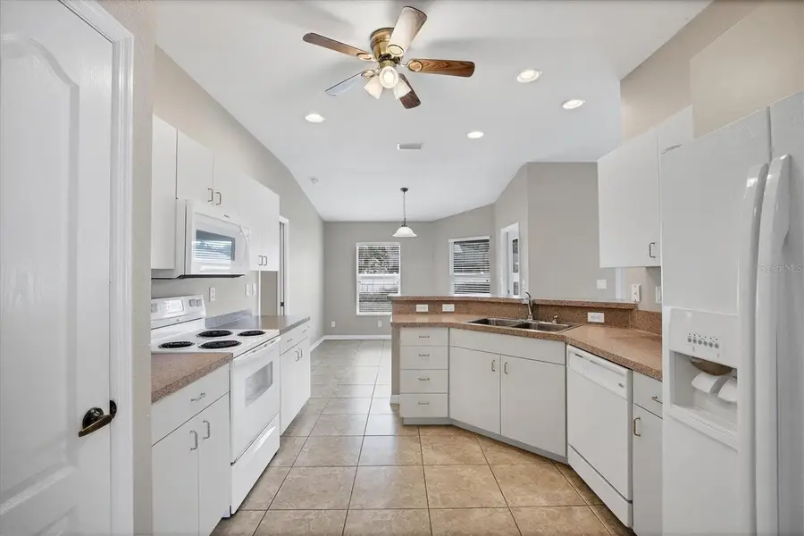 18388 Robinson Avenue, Port Charlotte, FL 33948 - Image #3