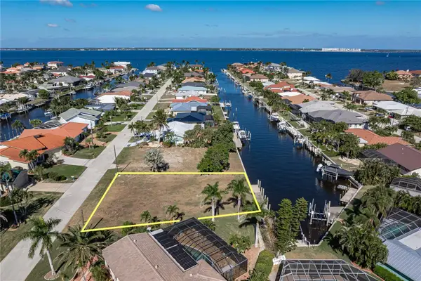 80 Ocean Drive, PUNTA GORDA, FL 33950