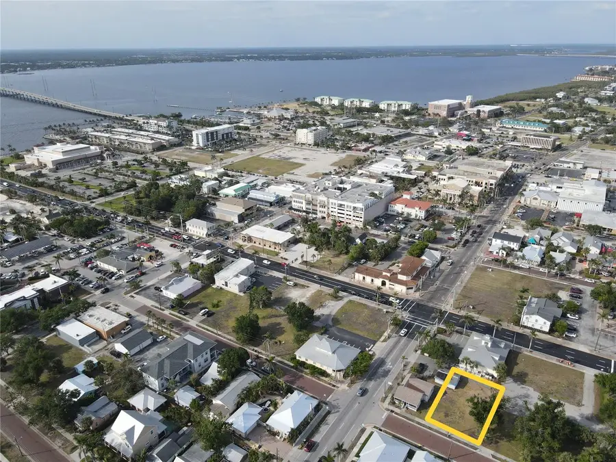 308 Goldstein Street, Punta Gorda, FL 33950 - Image #3