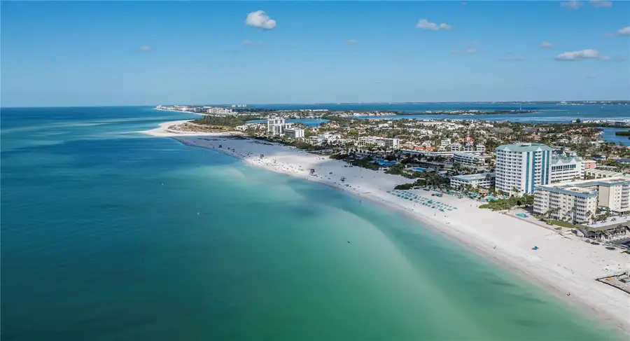 1001 Benjamin Franklin Drive #406, Sarasota, FL 34236 - Image #2