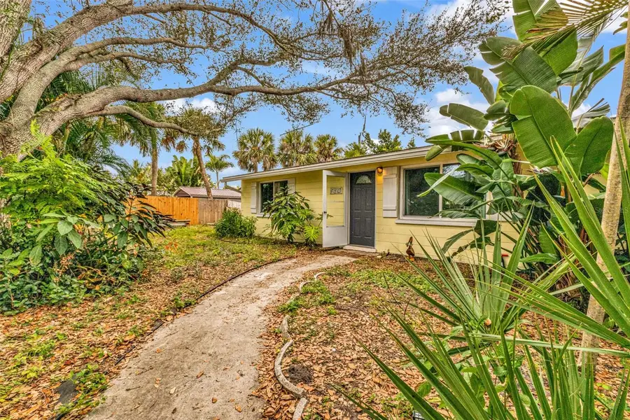 830 E 3rd Street, Englewood, FL 34223 - Image #2