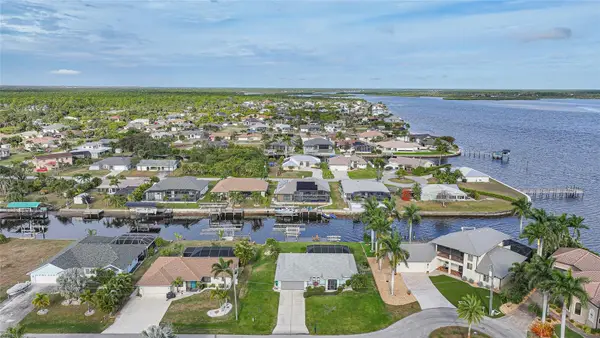 3025 Curry Terrace, PORT CHARLOTTE, FL 33981