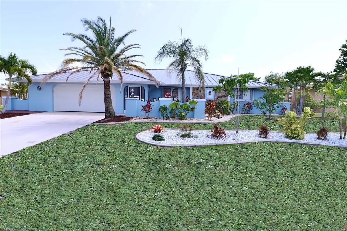 107 Sinclair Street Se, Port Charlotte, FL 33952 - Image #1