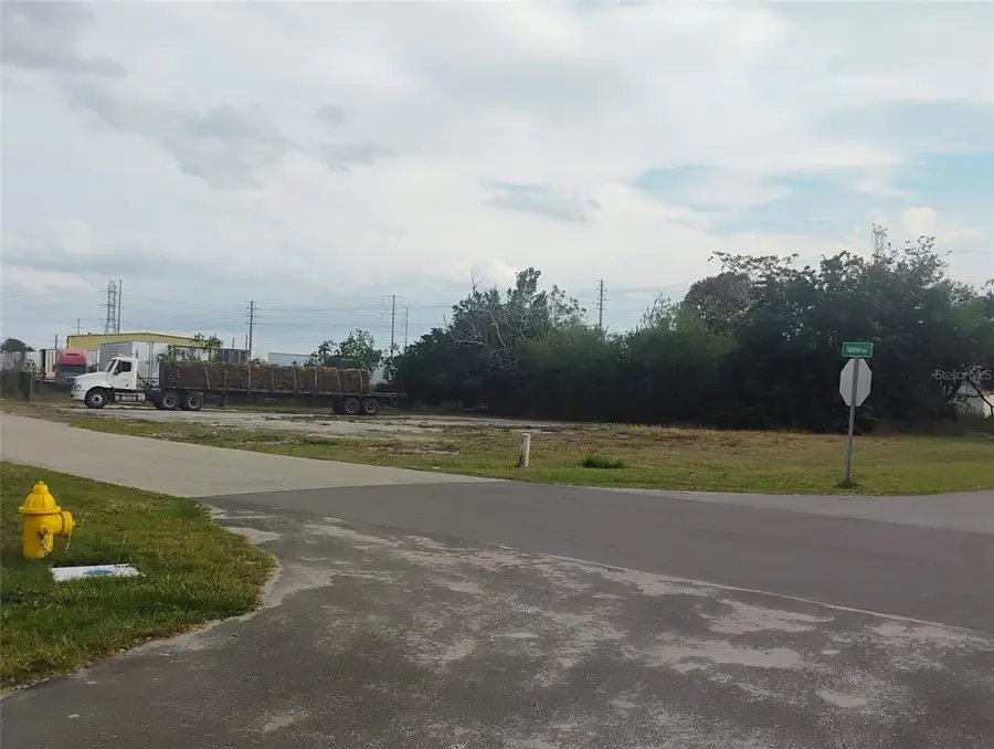 200 Hatcher Avenue, Avon Park, FL 33825 - Image #3