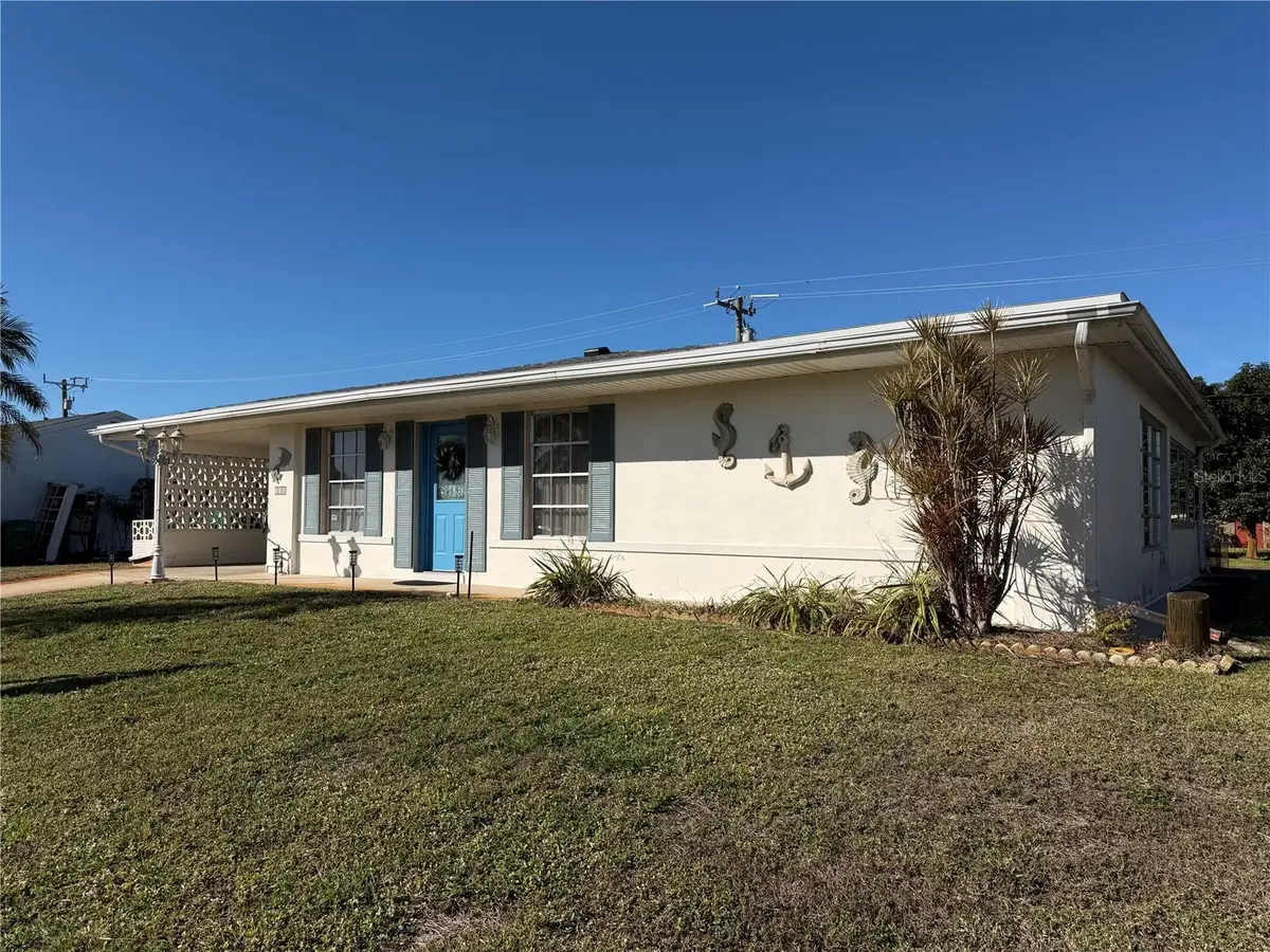 330 Lasayette Drive Ne, Port Charlotte, FL 33952 - Image #1