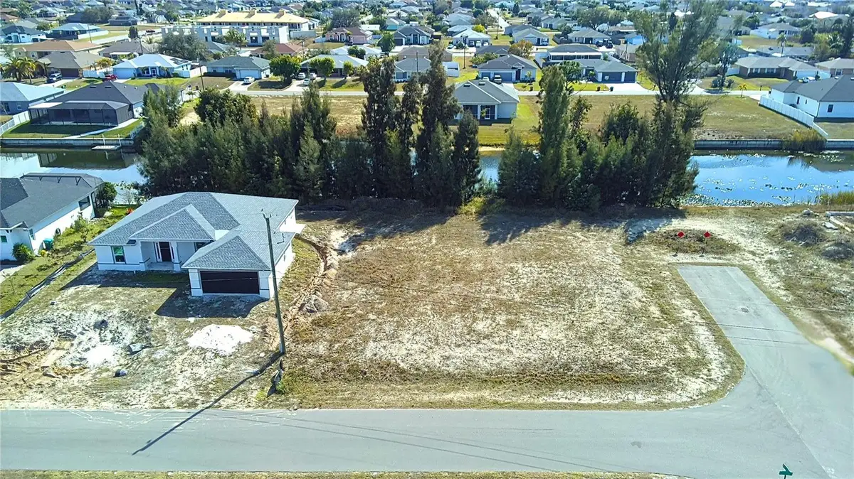 122 NE 9th Street, Cape Coral, FL 33909 - Image #1