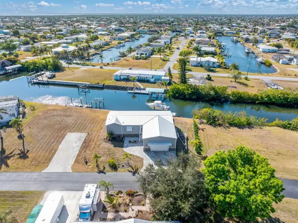 4431 Pelican Pointe Drive, PUNTA GORDA, FL 33950