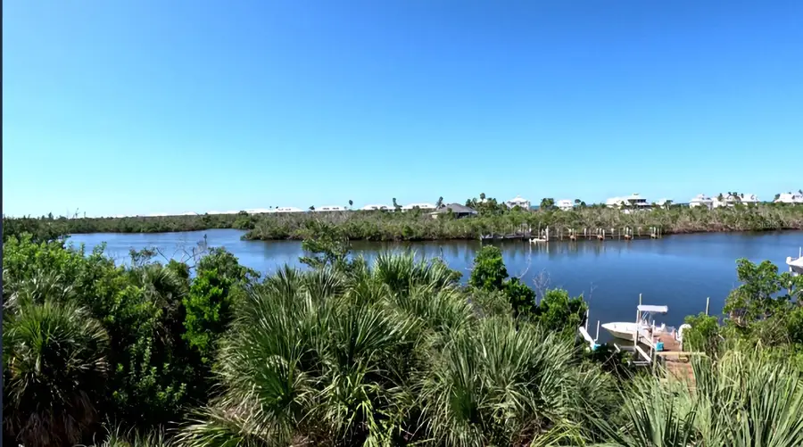 10049 Hel-lew Court, Placida, FL 33946 - #3