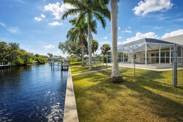 1054 General Street, PORT CHARLOTTE, FL 33953