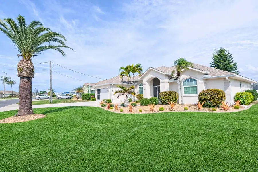 35 Sportsman Court, Rotonda West, FL 33947 - #2