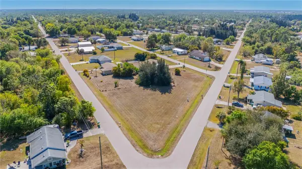 11131 2nd Avenue, PUNTA GORDA, FL 33955