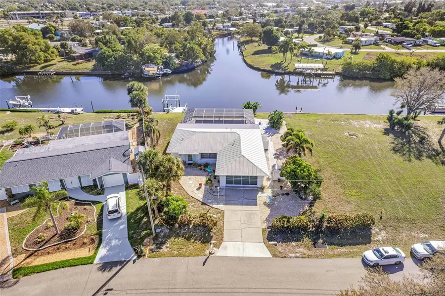 137 Bedford Drive Ne, Port Charlotte, FL 33952 - #3