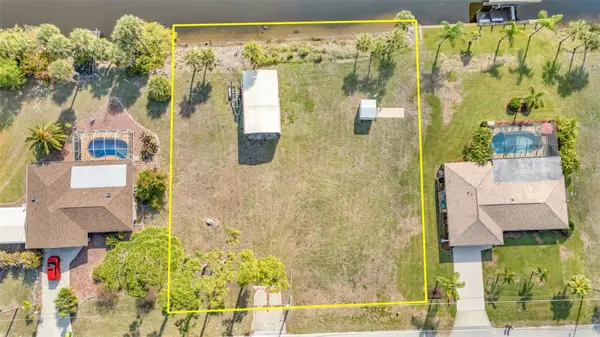 2410 /2418 Como Street, PORT CHARLOTTE, FL 33948