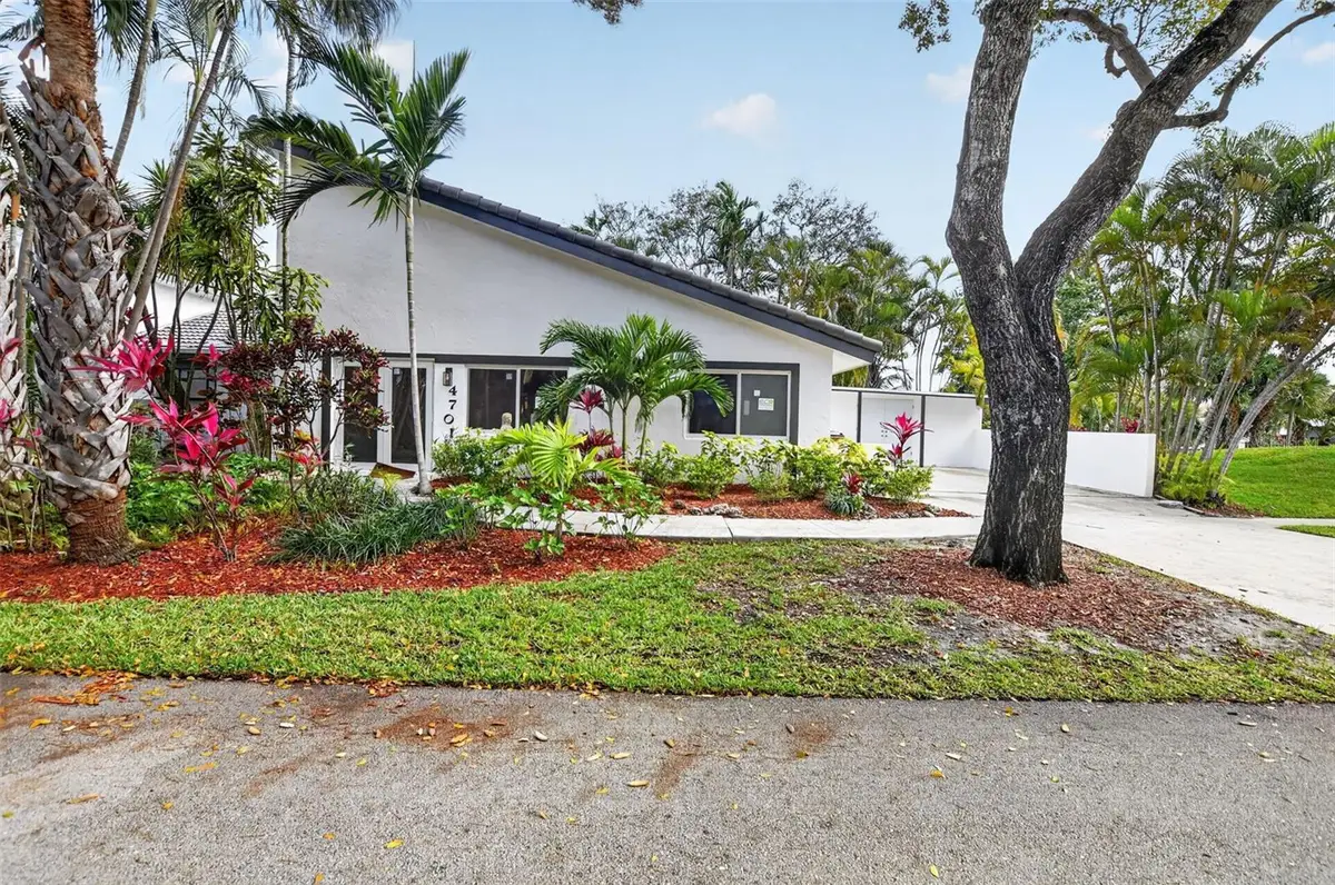 4701 NW 1st Place, Deerfield Beach, FL 33442 - #1