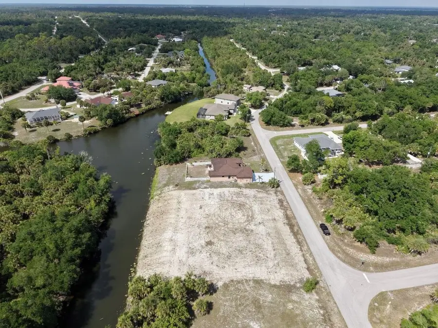 553 Pembroke Drive, Port Charlotte, FL 33954 - #3