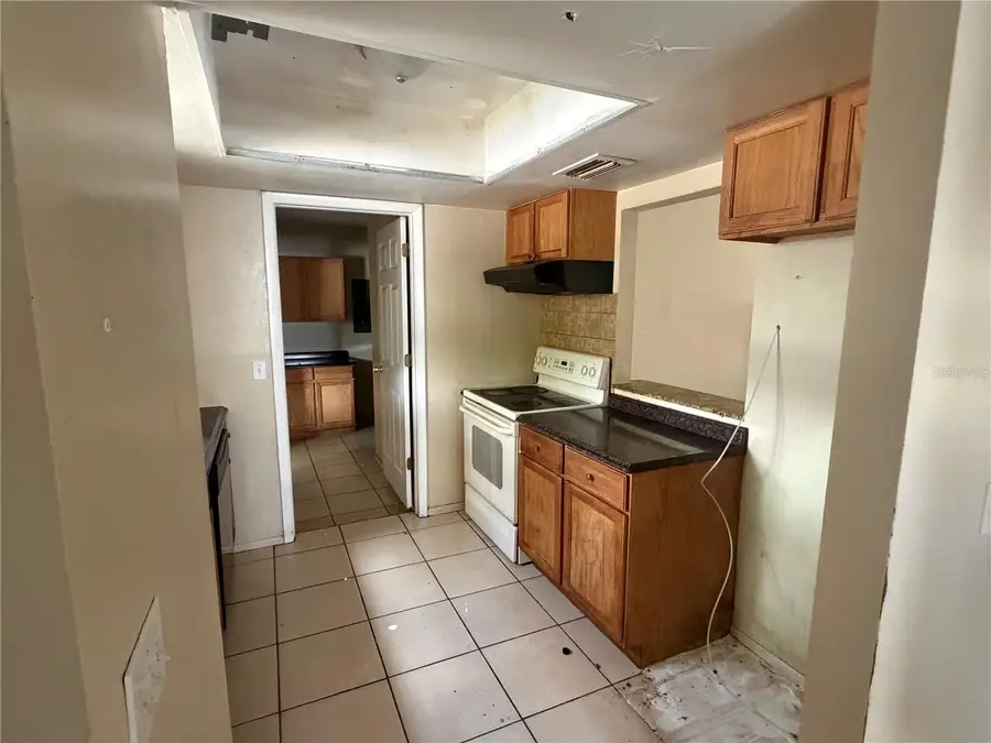 1543 N Tuttle Avenue, Sarasota, FL 34237 - #3