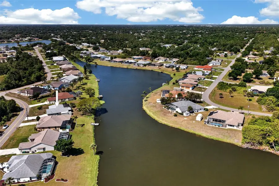 289 Macarthur Drive, Port Charlotte, FL 33954 - #2